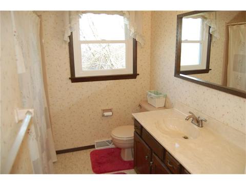 108 Clearview Ct, Irwin, PA 15642 photo 12