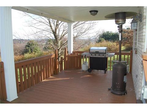 108 Clearview Ct, Irwin, PA 15642 photo 13