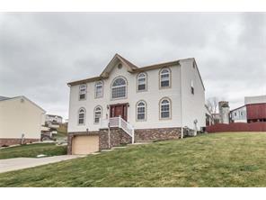 3261 Hawk Dr, Irwin, PA 15642 photo 3