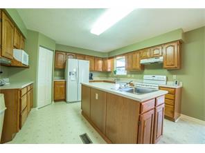 3261 Hawk Dr, Irwin, PA 15642 photo 7