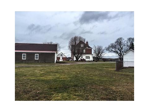 262 Caldwell Rd, Somerset Twp - Wsh, PA 15330 photo 3