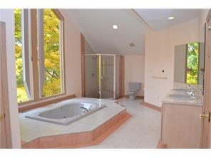 508 Timber Ln, Clairton, PA 15025 photo 13