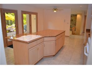508 Timber Ln, Clairton, PA 15025 photo 6