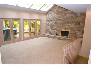 508 Timber Ln, Clairton, PA 15025 photo 4