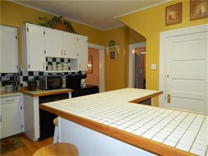 621 Cedar St, Irwin, PA 15642 photo 10