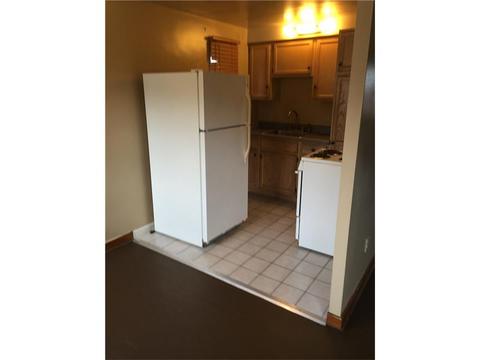435 Halcomb, Clairton, PA 15025 photo 5