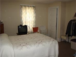 24 Broadway Ave, Irwin, PA 15642 photo 10