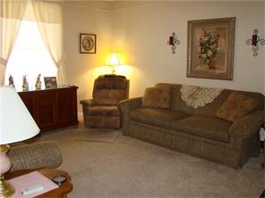 24 Broadway Ave, Irwin, PA 15642 photo 7