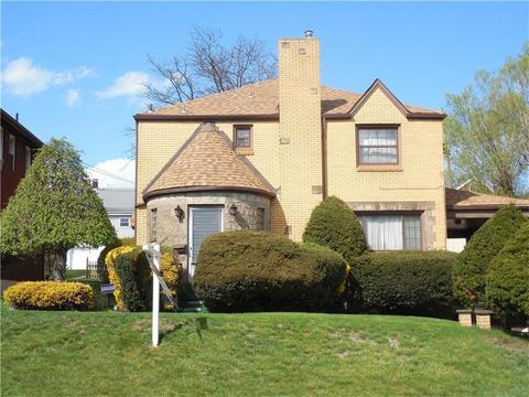 709 St Clair, Clairton, PA 15025 photo 1