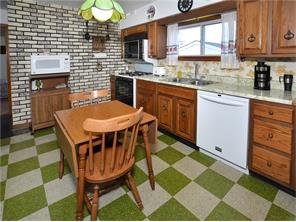 10360 Harrison Ave, Irwin, PA 15642 photo 5