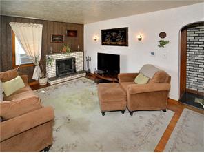 10360 Harrison Ave, Irwin, PA 15642 photo 6