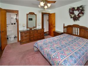 10360 Harrison Ave, Irwin, PA 15642 photo 14