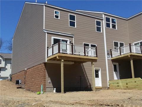 6447 Lindsey, Export, PA 15632 photo 2