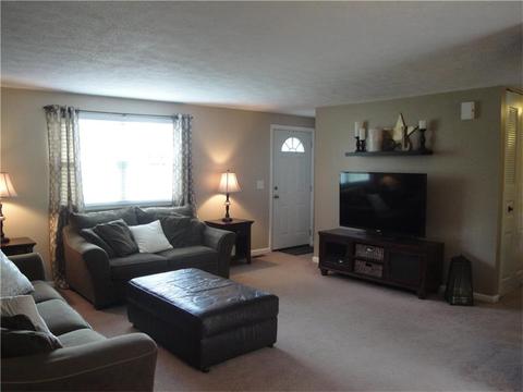 206 Macnab, Coraopolis, PA 15108 photo 3