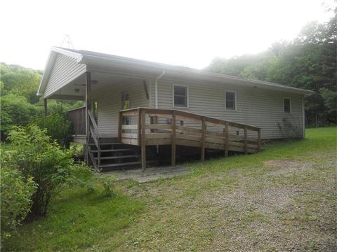 2731 Starford Rd, Commodore, PA 15729 photo 1