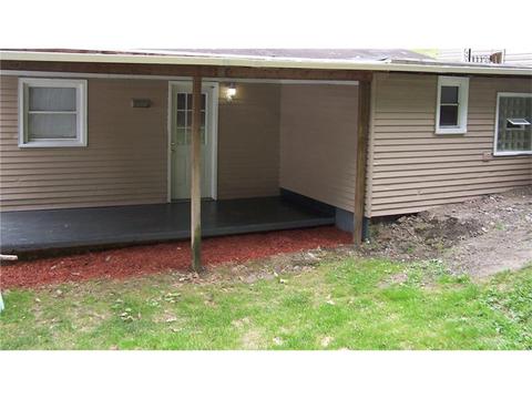 660 14th St Ext, Monaca, PA 15061 photo 4
