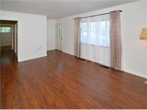  181 Woodall Dr, Irwin, PA 15642 photo 6