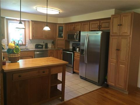 116 Eakin Dr, Beaver, PA 15009 photo 3
