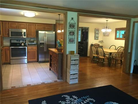 116 Eakin Dr, Beaver, PA 15009 photo 2