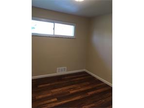460 Corey Dr, Irwin, PA 15642 photo 9