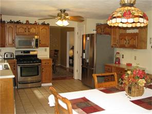 711 Adele Dr, Irwin, PA 15642 photo 2