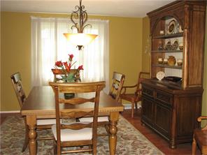 711 Adele Dr, Irwin, PA 15642 photo 6