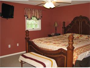 711 Adele Dr, Irwin, PA 15642 photo 16