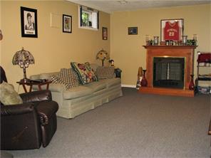 711 Adele Dr, Irwin, PA 15642 photo 18