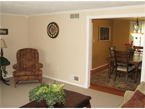 711 Adele Dr, Irwin, PA 15642 photo 10