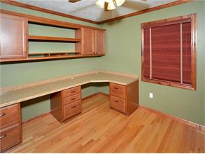 10000 Cobblestone Dr, Irwin, PA 15642 photo 22