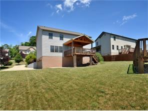 10000 Cobblestone Dr, Irwin, PA 15642 photo 25