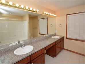 10000 Cobblestone Dr, Irwin, PA 15642 photo 15