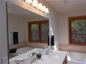 8499 Delaware Ave, Irwin, PA 15642 photo 17