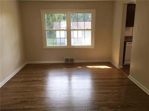 156 Baker Rd, Monaca, PA 15061 photo 3