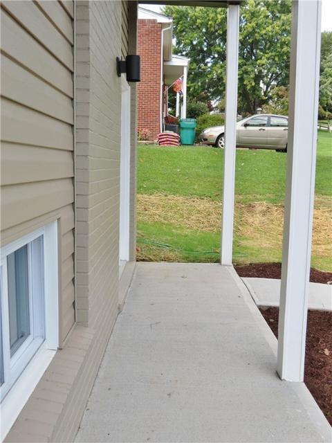 57 Blair Rd, Nottingham, PA 15330 photo 2