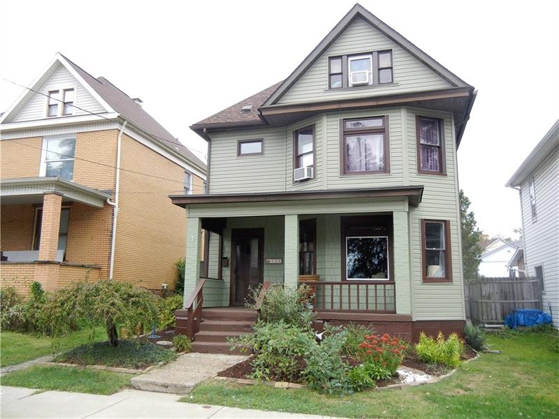 728 Grant Ave, Irwin, PA 15642 photo 1