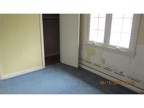 86 Maple Dr, Hermitage, PA 16148 photo 2