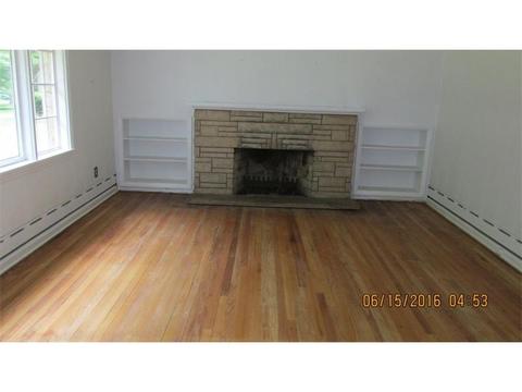86 Maple Dr, Hermitage, PA 16148 photo 7