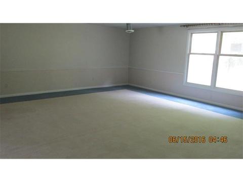 86 Maple Dr, Hermitage, PA 16148 photo 9