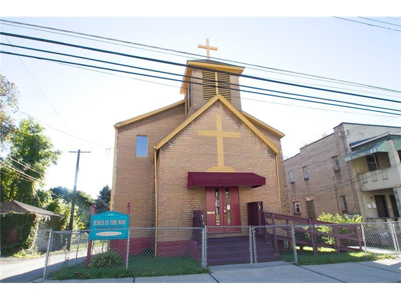 712 Baldridge Ave, Braddock, PA 15104 photo 1