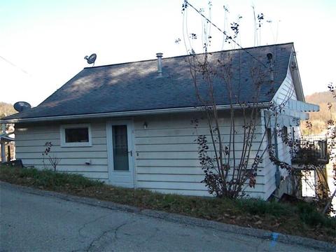 5856 Madison Ave, Export, PA 15632 photo 1