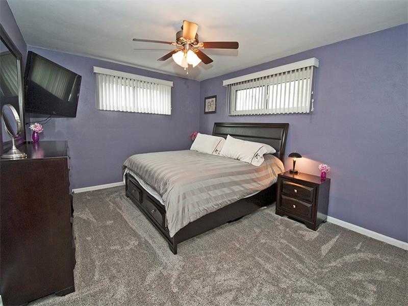 13711 Ormsby Dr, Irwin, PA 15642 photo 10