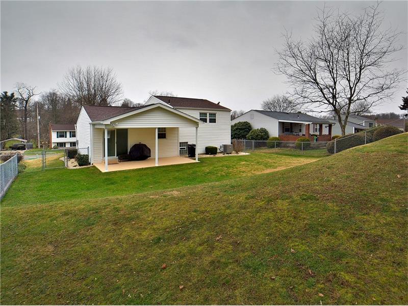 1822 Ivanhoe Dr, Irwin, PA 15642 photo 20