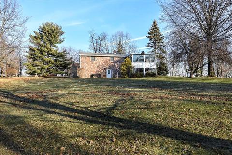 502 Springdale Rd, Nottingham, PA 15330 photo 2