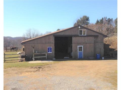 148 Dobson Rd, Mars, PA 16046 photo 1