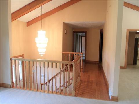 4082 Hilty Rd, Export, PA 15632 photo 3