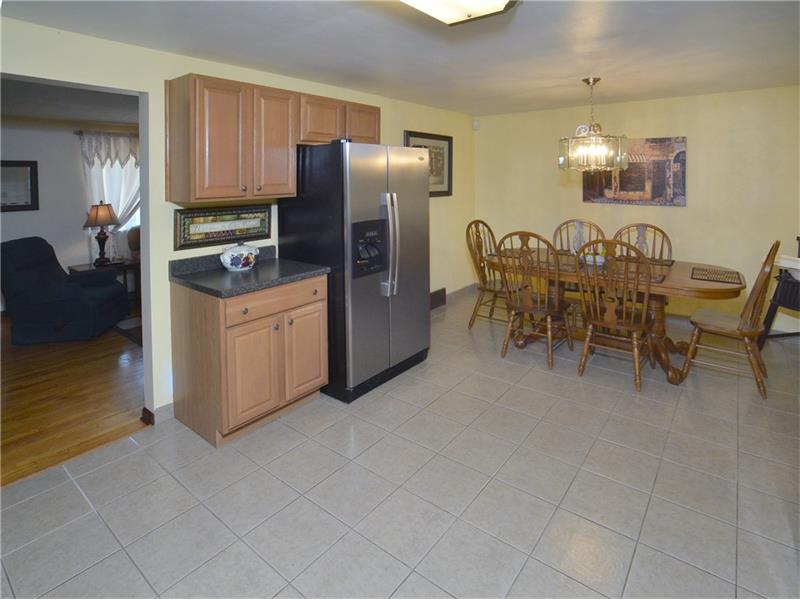 1663 Nash Ave, Pittsburgh, PA 15235 photo 4