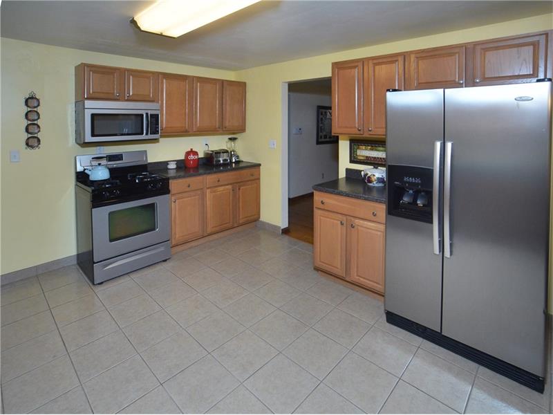 1663 Nash Ave, Pittsburgh, PA 15235 photo 3