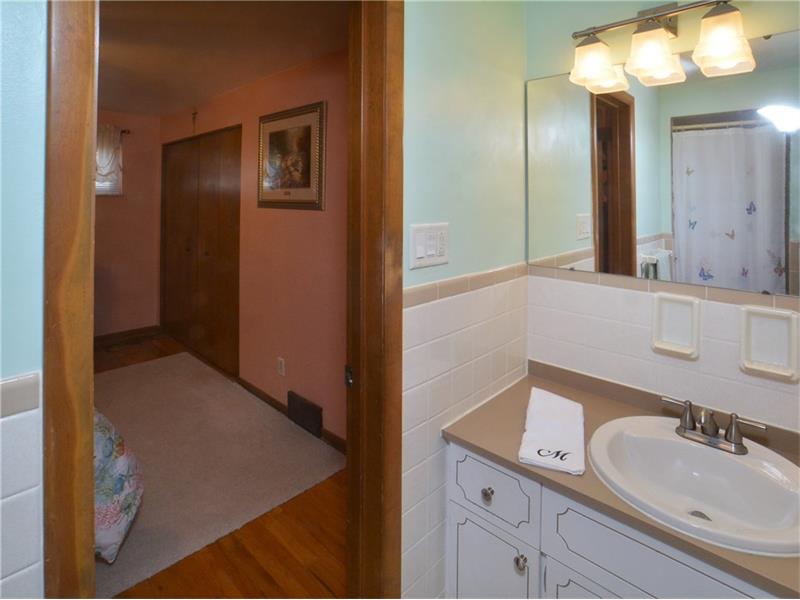 1663 Nash Ave, Pittsburgh, PA 15235 photo 11