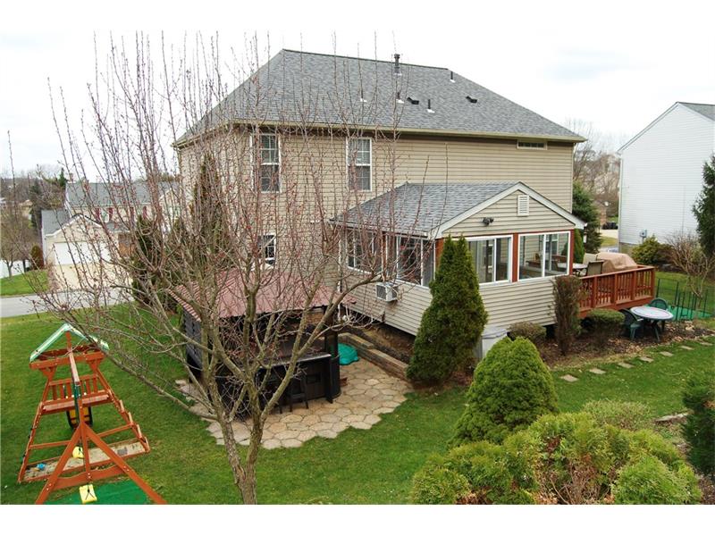 960 Castleview Dr, Irwin, PA 15642 photo 20